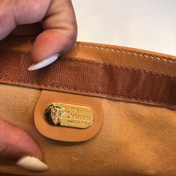 GUCCI VINTAGE MAKE UP/CLUTCH HANDBAG! - Picture 7 of 11